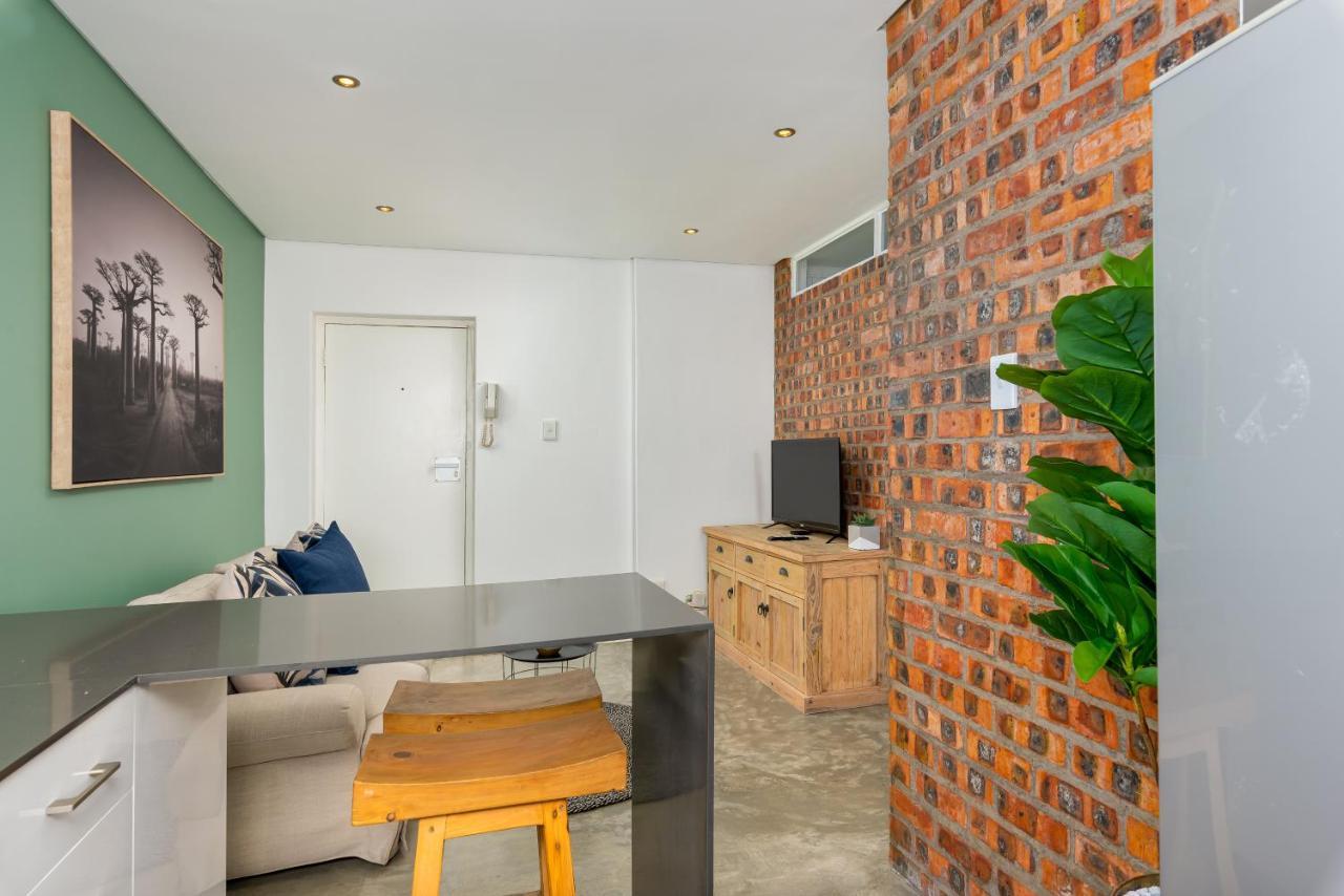 Montclair Apartments Cape Town Exterior photo